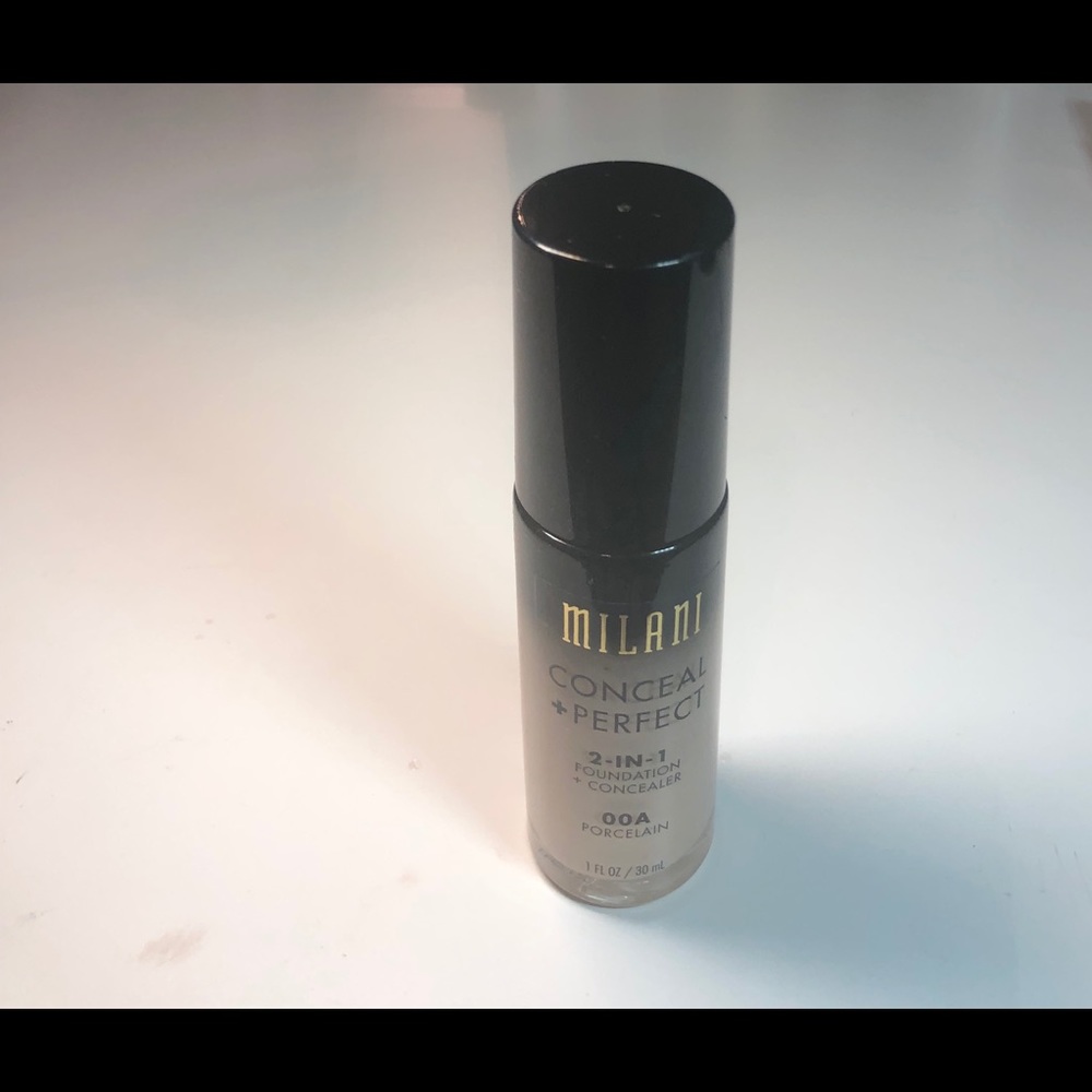 ⚡️5/$20⚡️Milani conceal & perfect foundation 00A